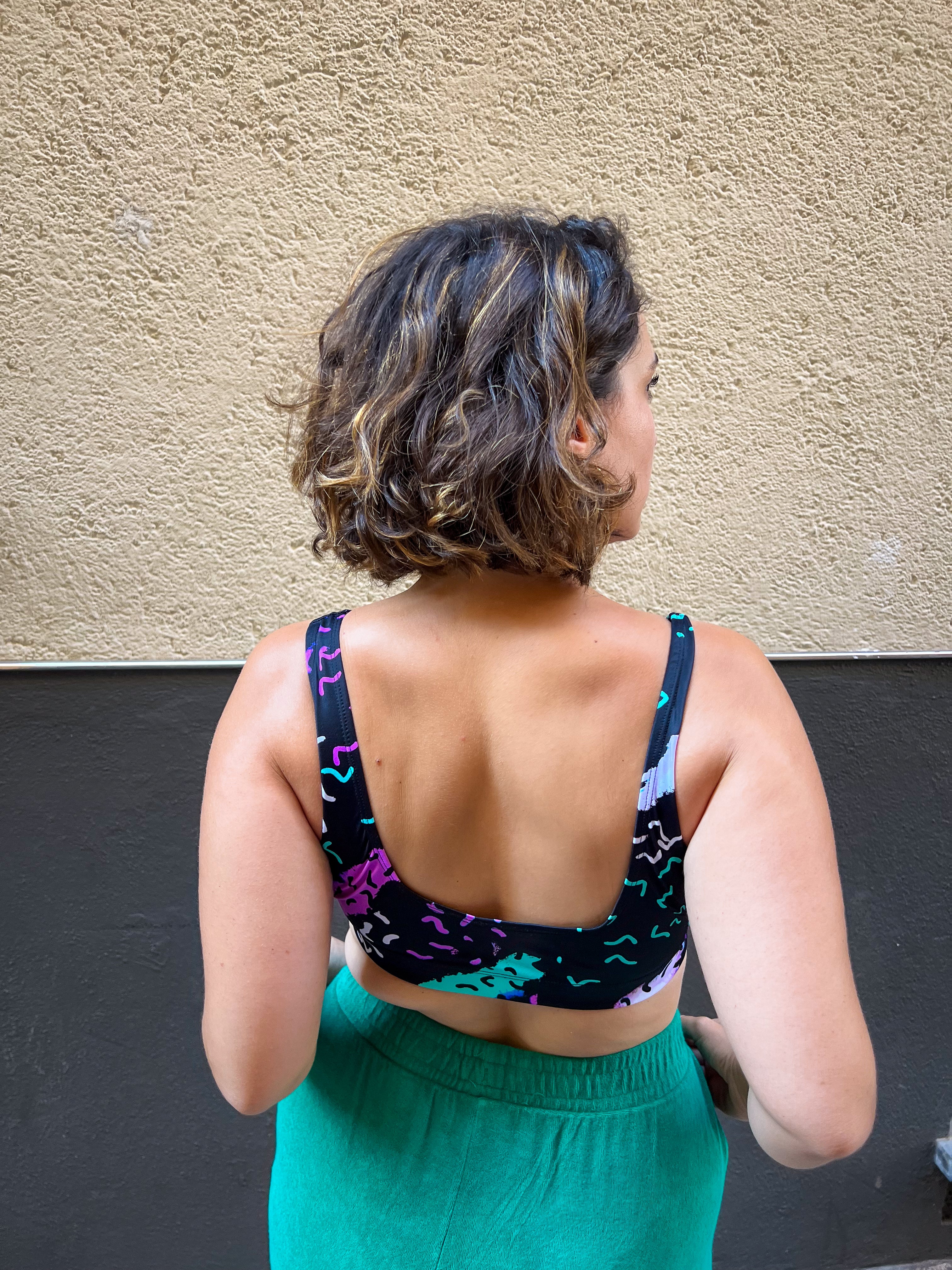 Brassière de sport dos nu noir et rose UJO