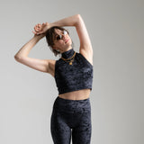 Top Court Velours Noir col montant