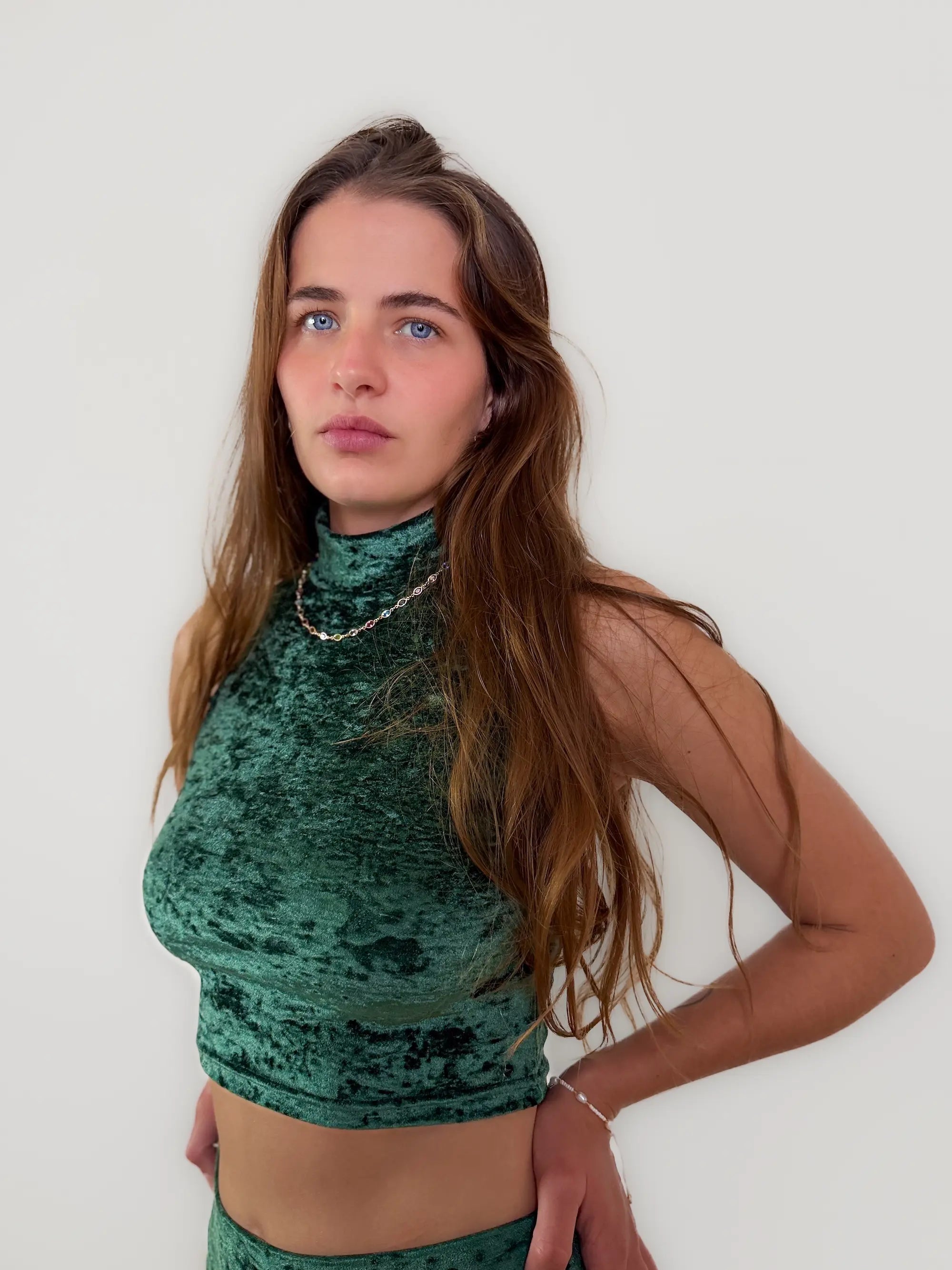 Top-velours-vert-foret-UJO_6262_2.webp